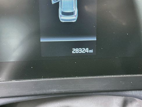 Used 2025 Kia Sportage LX FWD image 19