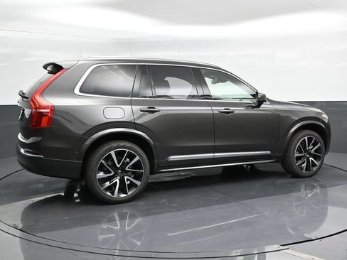 New 2025 Volvo XC90 B6 Plus w/ Protection Package Premier AWD/4WD image 2