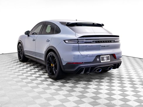 Certified 2025 Porsche Cayenne Turbo GT AWD/4WD image 3