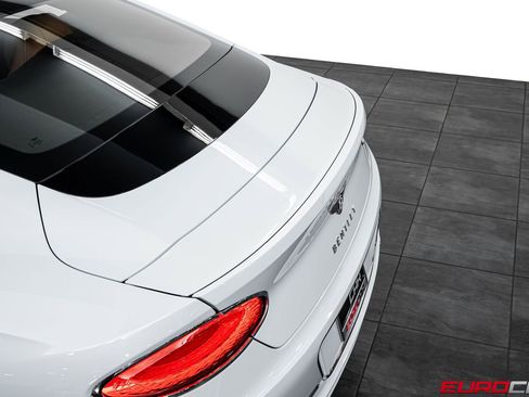 Used 2024 Bentley Continental GT AWD/4WD image 17