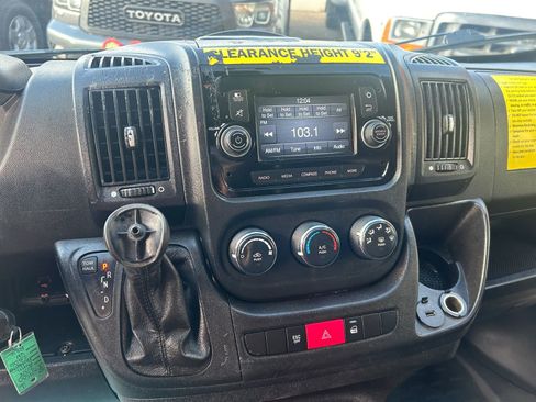 Used 2018 RAM ProMaster 2500 image 17