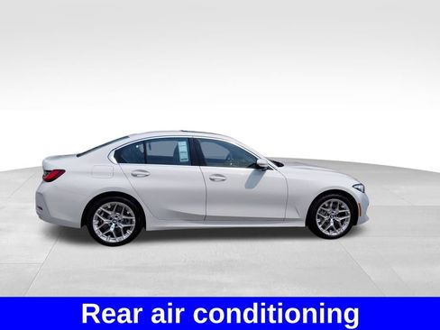 Used 2026 BMW 330i xDrive Sedan w/ Premium Package AWD/4WD image 9