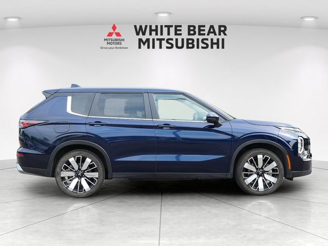 Used 2025 Mitsubishi Outlander SE AWD/4WD image 6