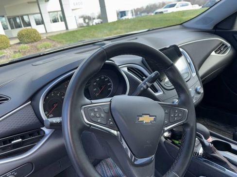 Used 2024 Chevrolet Malibu RS image 8