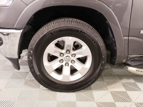 Used 2022 RAM 1500 Laramie AWD/4WD image 17