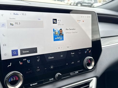 Used 2025 Lexus RX 350 Premium w/ Accessory Package (Z1) image 23