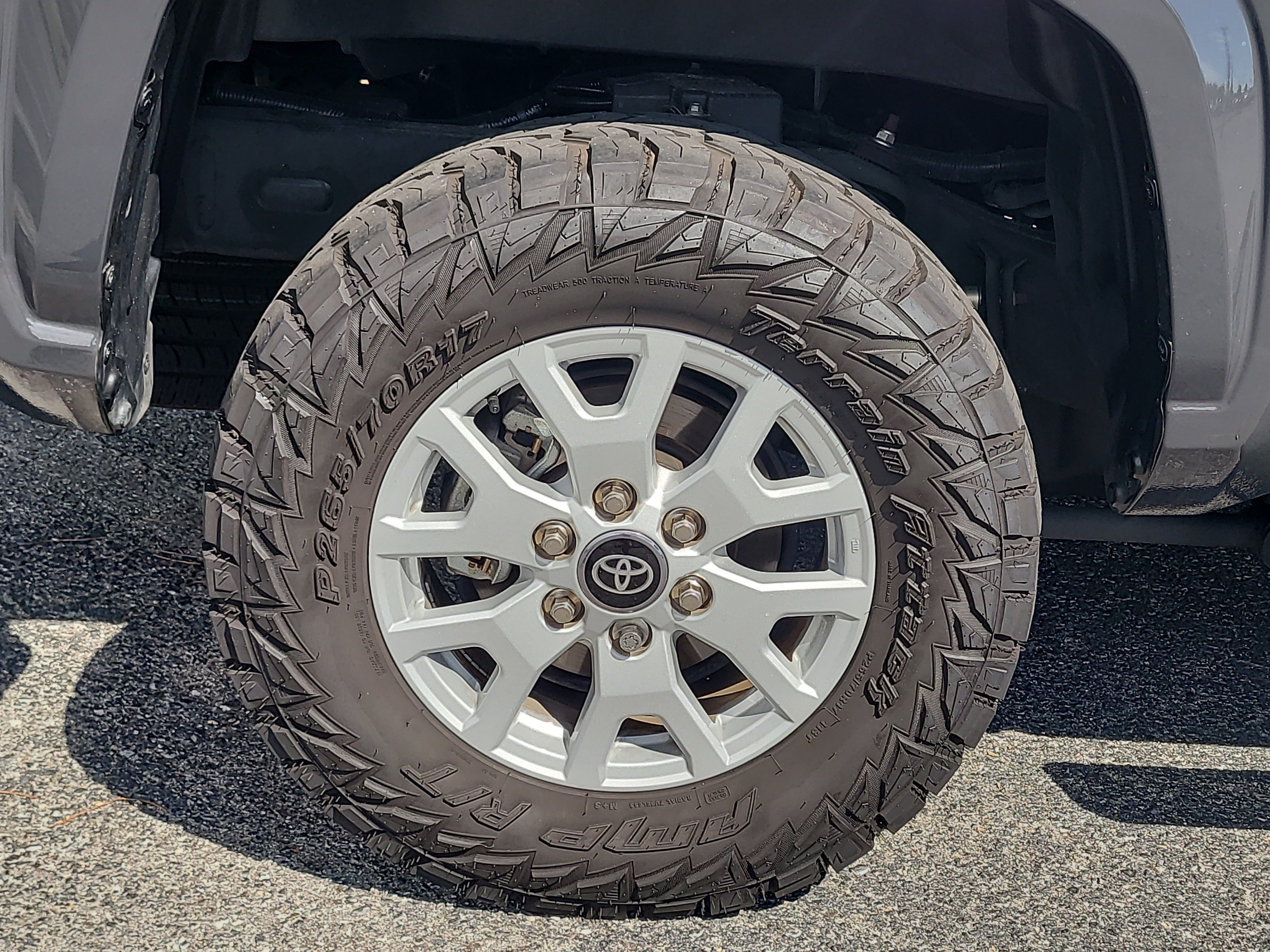 Used 2025 Toyota Tacoma SR5 RWD image 10