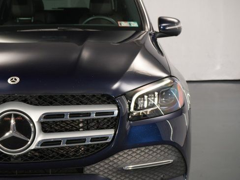 Used 2021 Mercedes-Benz GLS 450 4MATIC image 8