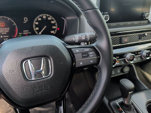 Used 2025 Honda Civic Sport image 19