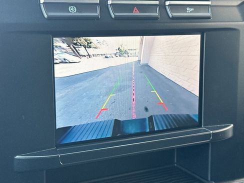 Certified 2023 Ford F350 XLT image 19