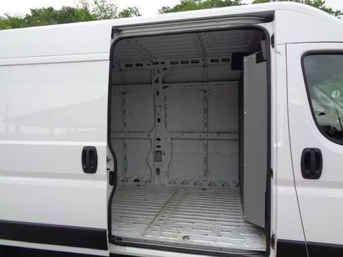 Used 2023 RAM ProMaster 2500 FWD image 22