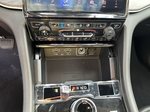 New 2025 Jeep Grand Cherokee L Limited image 27