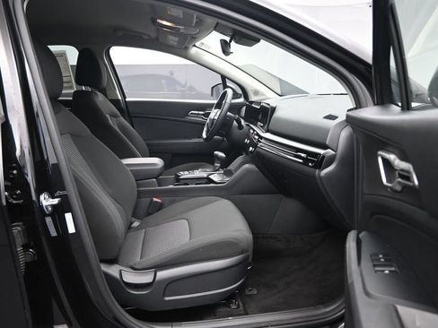 Used 2026 Kia Sportage LX AWD/4WD image 28
