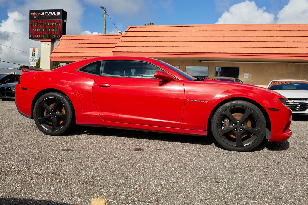 Used 2015 Chevrolet Camaro SS w/ RS Package RWD image 4