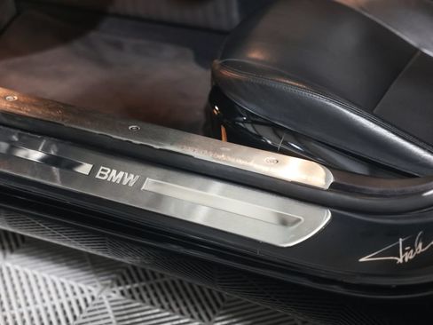 Used 2002 BMW Z8 RWD image 22
