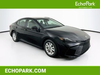 Used 2025 Toyota Camry LE FWD video 1