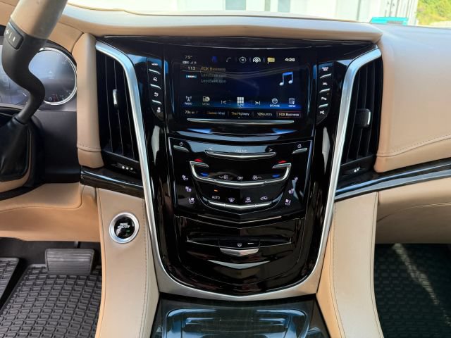 Used 2019 Cadillac Escalade ESV Platinum AWD/4WD image 35
