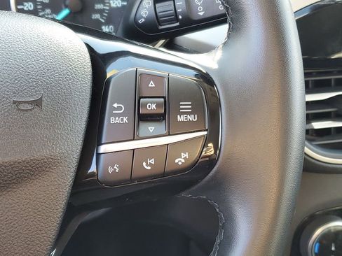 Used 2022 Ford Escape SEL image 17