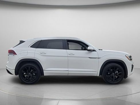 Used 2024 Volkswagen Atlas Cross Sport SEL Premium R-Line AWD/4WD image 4