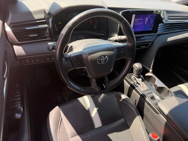 Used 2025 Toyota Camry SE FWD image 21