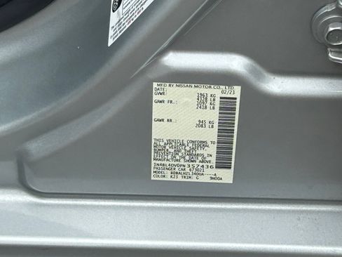 Used 2023 Nissan Altima 2.5 SV FWD image 17