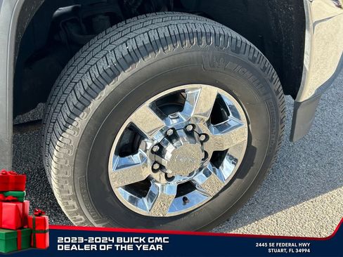 Used 2018 GMC Sierra 2500 SLT w/ Snow Plow Prep Package image 20