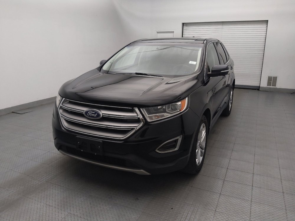 Used 2018 Ford Edge Titanium w/ Equipment Group 301A FWD image 15