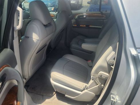 Used 2012 Buick Enclave Leather AWD/4WD image 16