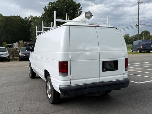 Used 2003 Ford E-250 and Econoline 250 RWD image 5