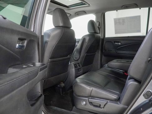 Used 2019 Honda Pilot EX-L image 40
