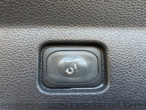 Used 2012 Ford Explorer Limited image 15