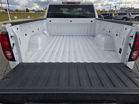 New 2026 GMC Sierra 1500 Pro image 7