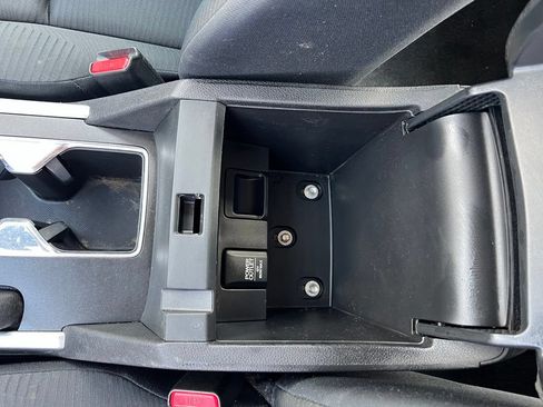 Used 2015 Honda Accord LX image 27