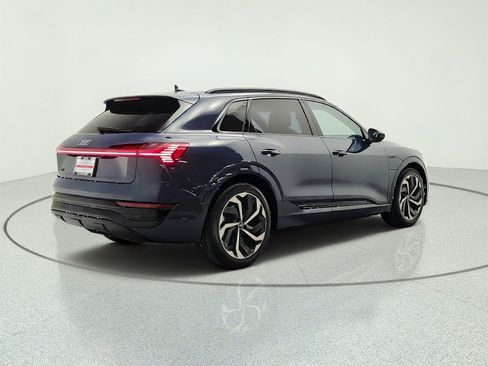 Used 2024 Audi Q8 e-tron Premium Plus w/ Prestige Package AWD/4WD image 5