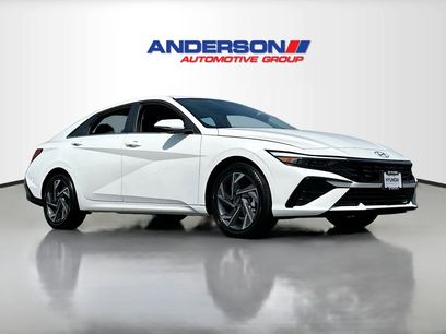 New 2025 Hyundai Elantra Limited