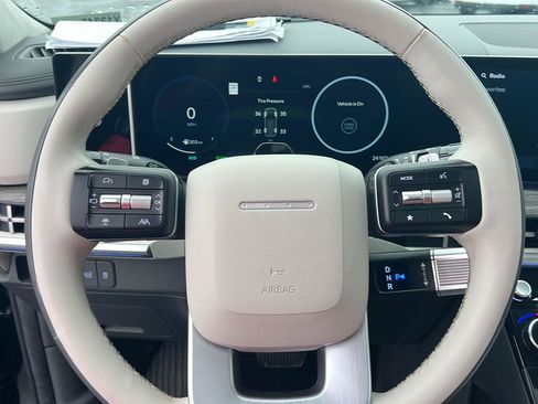 Used 2024 Hyundai Santa Fe Calligraphy image 21