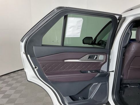 New 2026 Ford Explorer Platinum w/ LUX Leather Package image 30