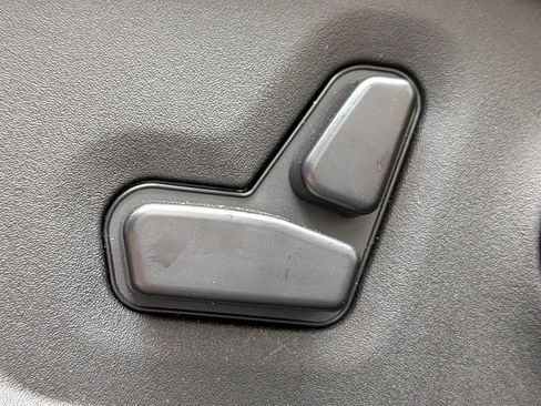 Used 2024 Jeep Compass Limited image 20