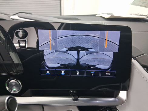 Used 2021 Chevrolet Corvette 3LT w/ Z51 Performance Package image 24