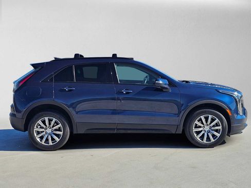Used 2022 Cadillac XT4 Sport FWD image 2