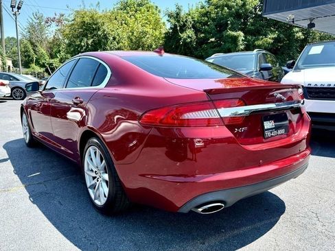 Used 2013 Jaguar XF image 10