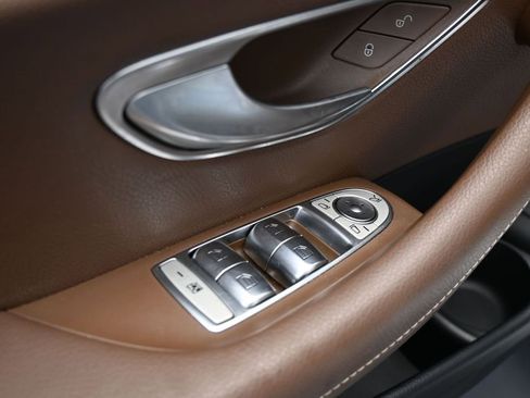 Used 2021 Mercedes-Benz E 450 4MATIC Sedan image 27