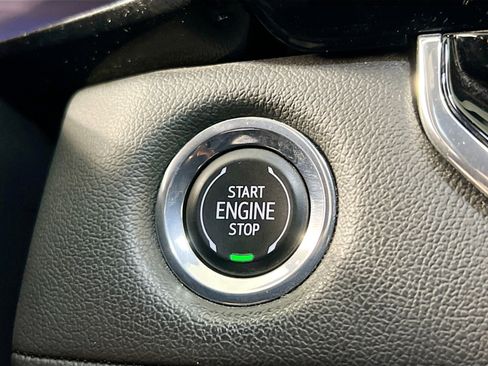 Used 2023 Chevrolet Colorado LT w/ LT Convenience Package image 35