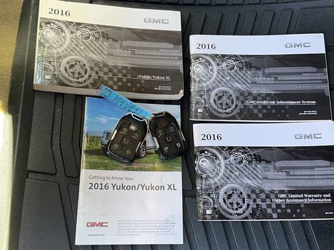 Used 2016 GMC Yukon SLT w/ Open Road Package image 24