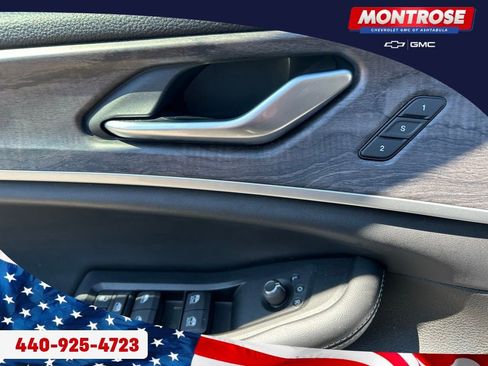 Used 2024 Jeep Grand Cherokee Limited AWD/4WD image 10