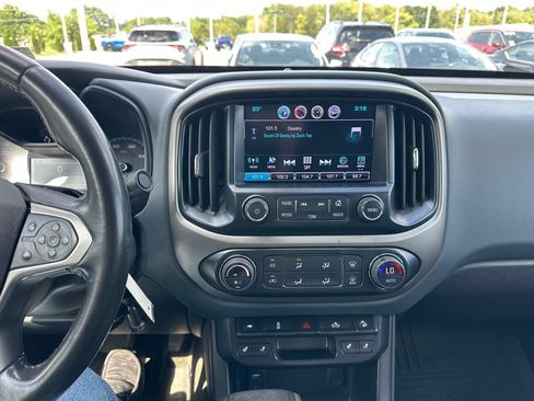 Used 2016 Chevrolet Colorado Z71 AWD/4WD image 13