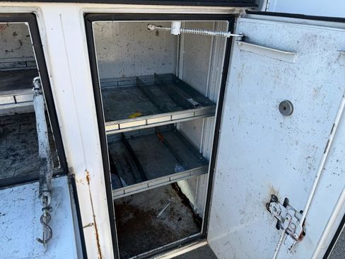 Used 2017 Ford F550 2WD Regular Cab Super Duty image 48