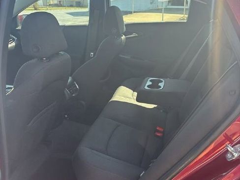 Used 2020 Chevrolet Malibu LT image 17