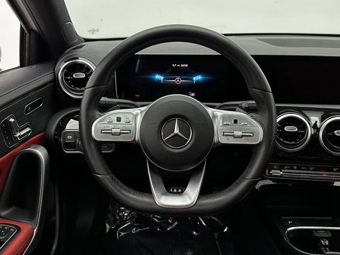 Used 2019 Mercedes-Benz A 220 image 25