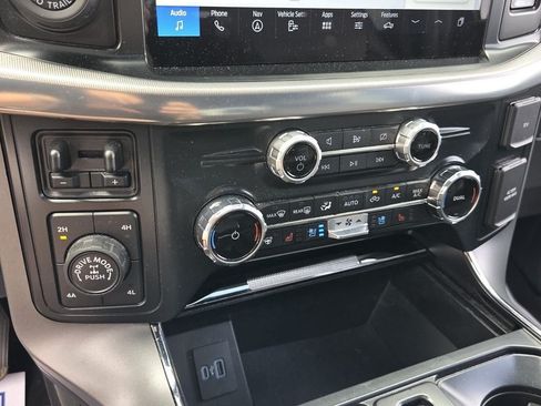 Used 2024 Ford F150 Lariat w/ FX4 Off-Road Package AWD/4WD image 21